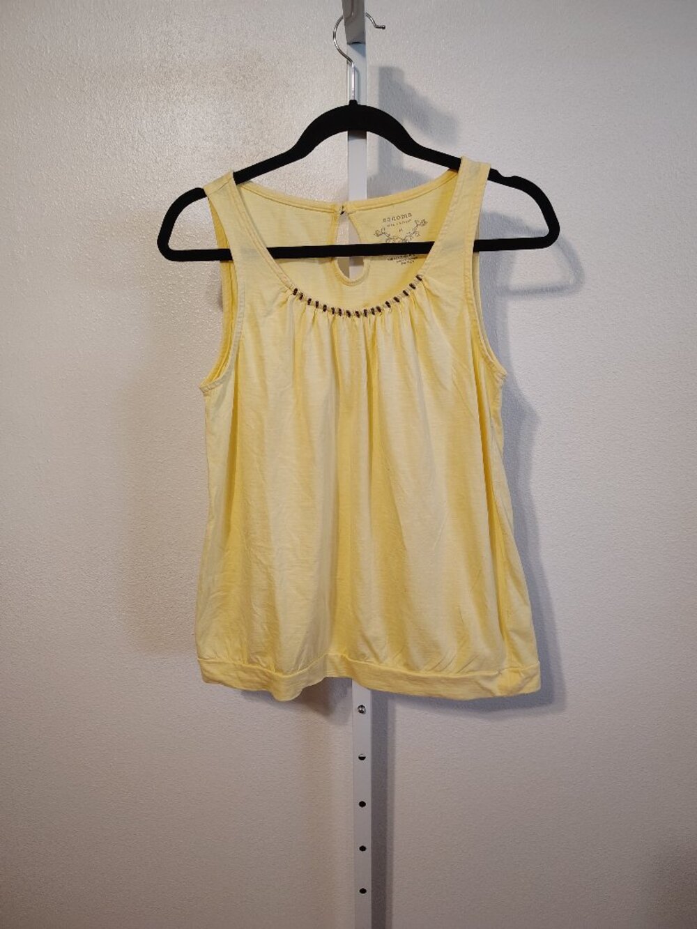 Sonoma Life + Style Women's Tank Top Size Medium Light Yellow Cotton Modal
